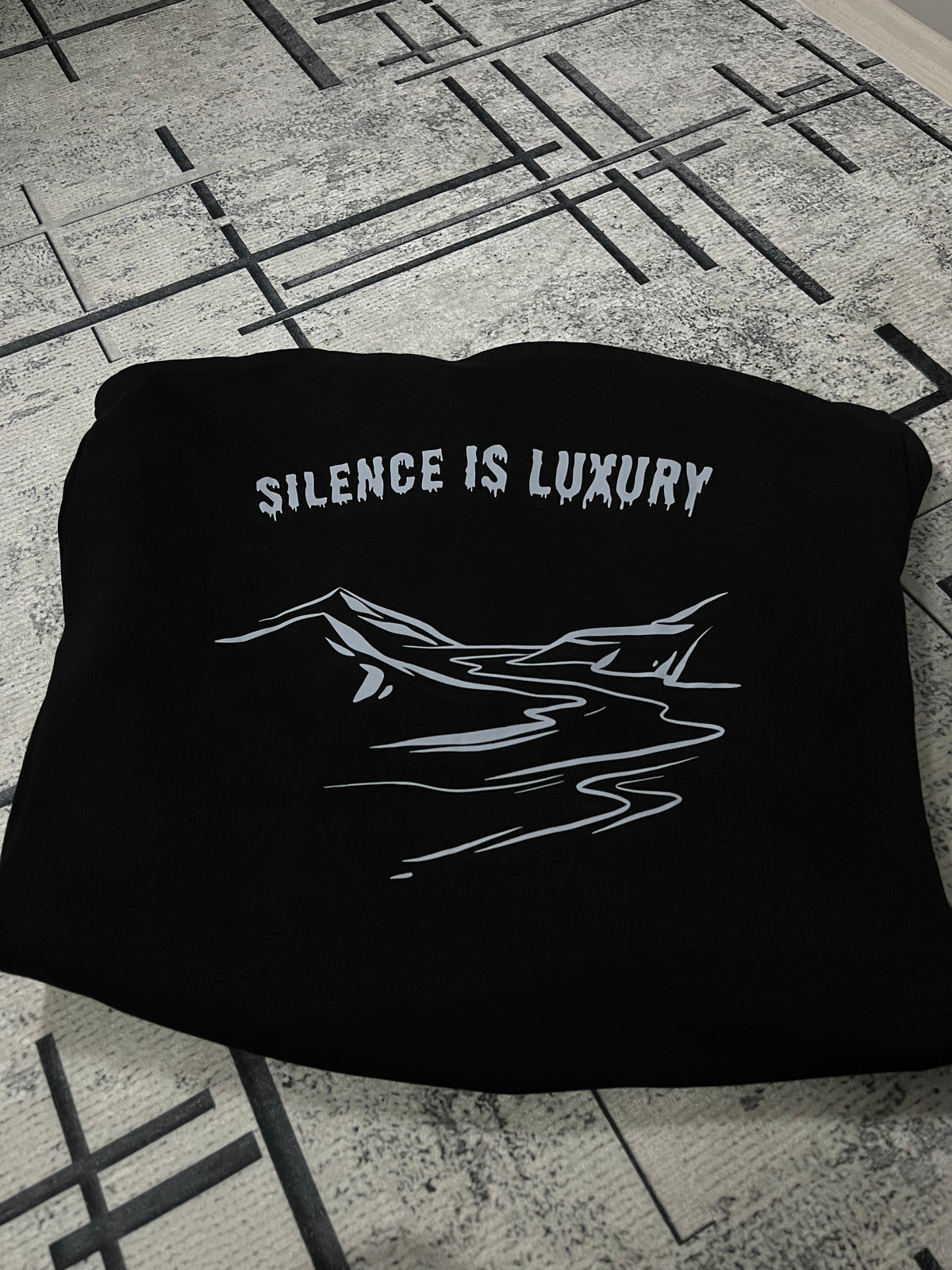 SILENCE IS LUXURY — Siyah Grafik Hoodie